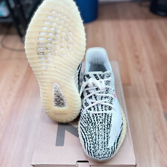 Yeezy 350 Zebra (Rep) - Picture 6 of 6